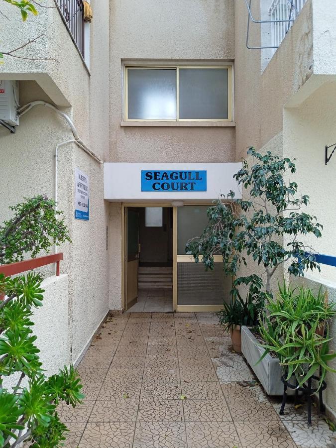 Lovely 2 Bed Apartment In Larnaca City Centre Dış mekan fotoğraf